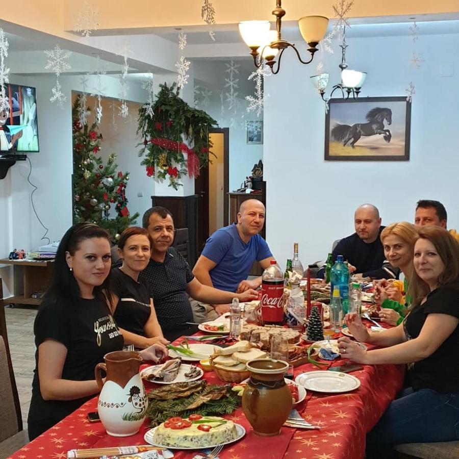 Pensiunea Catalina Moldova Sulita Ngoại thất bức ảnh